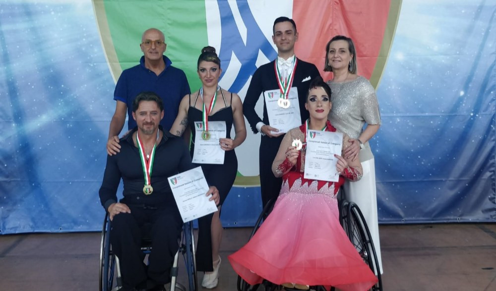 Campionati italiani danza sportiva paralimpica, la Liguria fa il pieno di medaglie