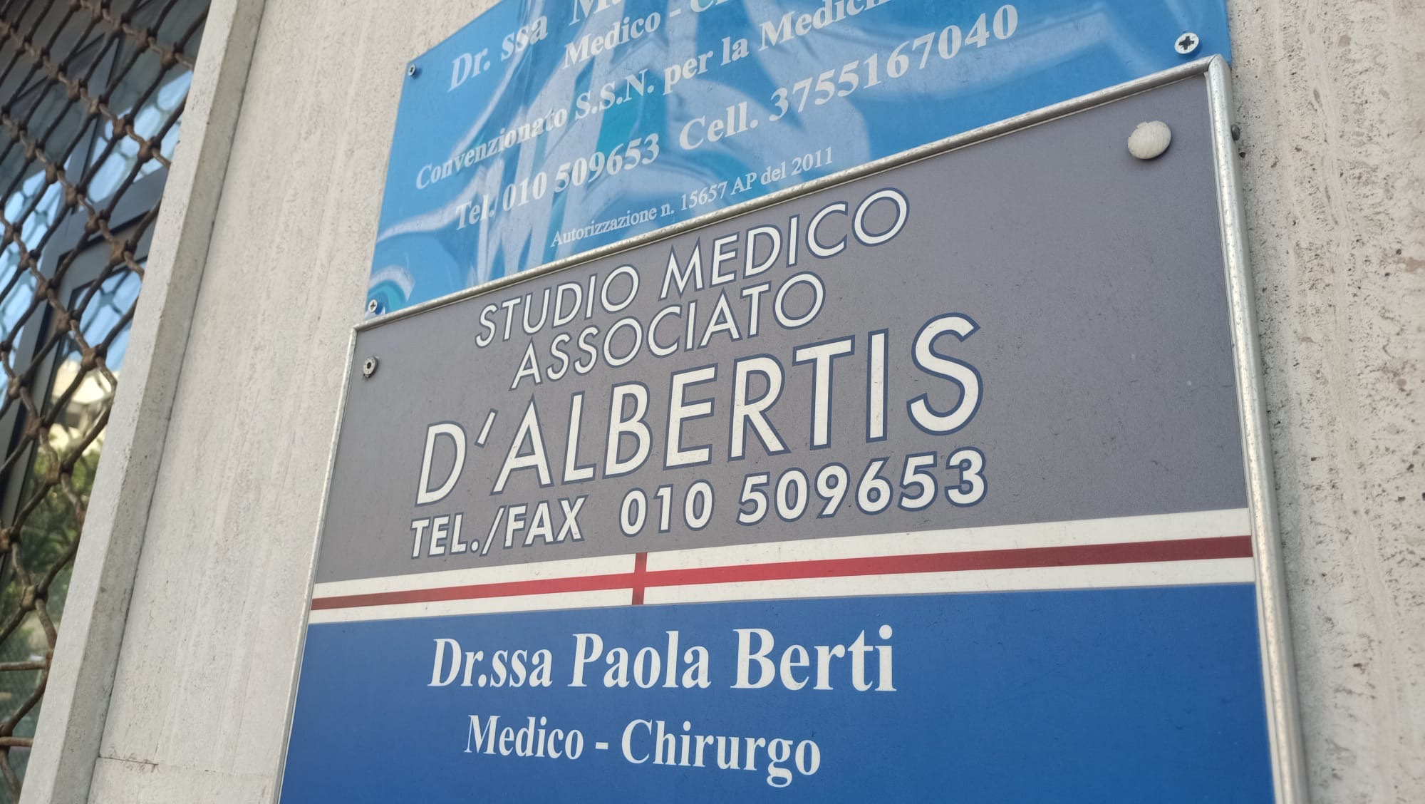 Furto di un pc in studio medico: ‘Ladro, riportalo, ci sono gli esami dei pazienti’