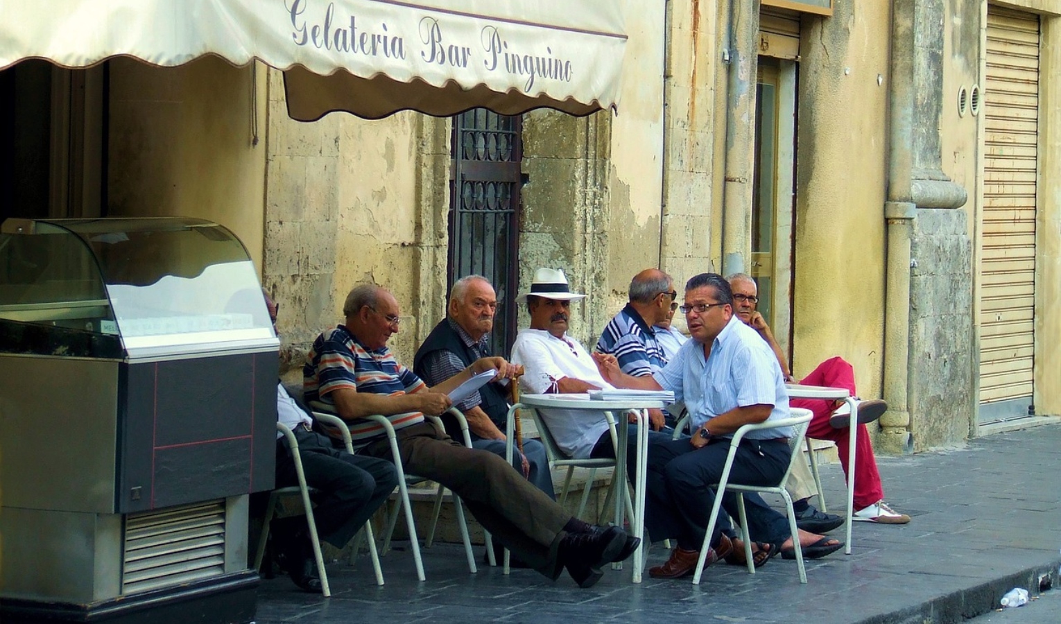 Polemiche ordinanza anti alcool, Bucci: 