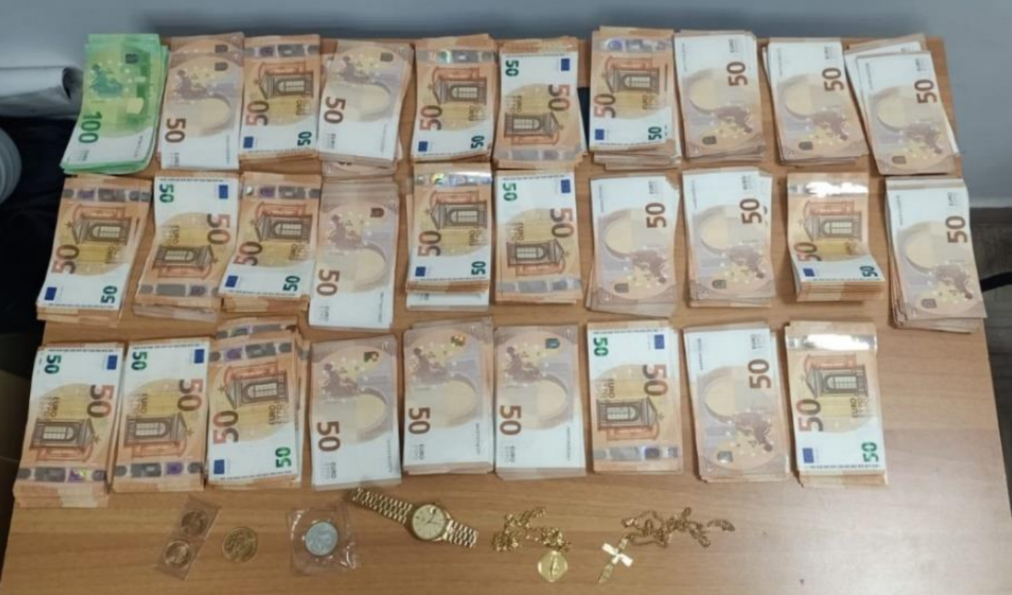  Truffe anziani: quattro arresti dopo due colpi, recuperati 30 mila euro
