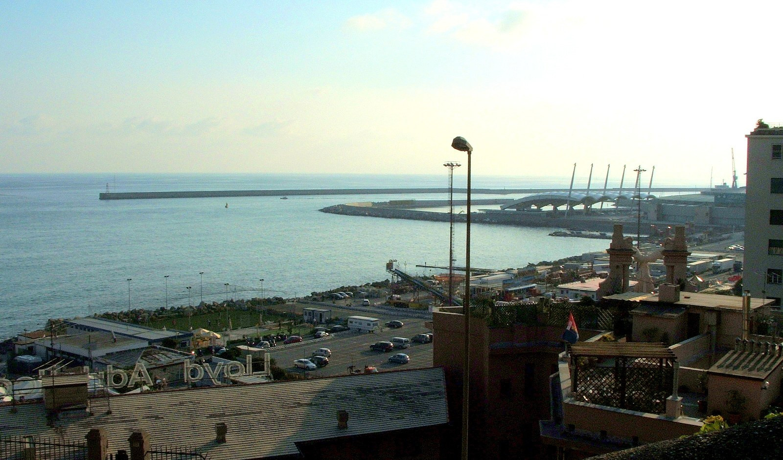 Genova, l'Anac con gli occhi puntati sulla Diga. Il Porto: 