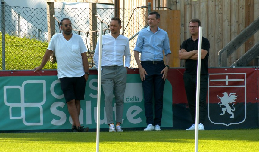 Genoa il d.s. Ottolini in Tirolo con tutto il management per il mercato