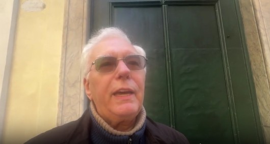 Morte Papa, il prete 