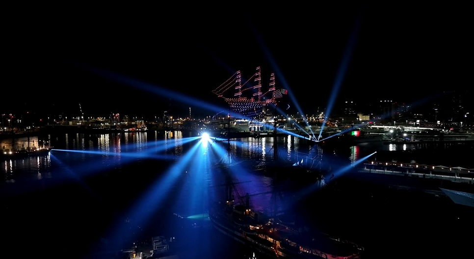 Drone show a Genova, il video ufficiale dello spettacolo
