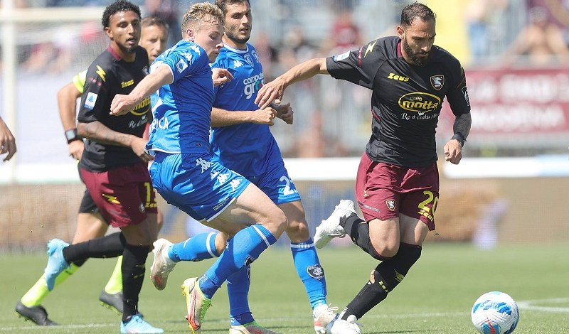 Salernitana fa 1-1 a Empoli. Genoa, Cagliari e Samp nella volata