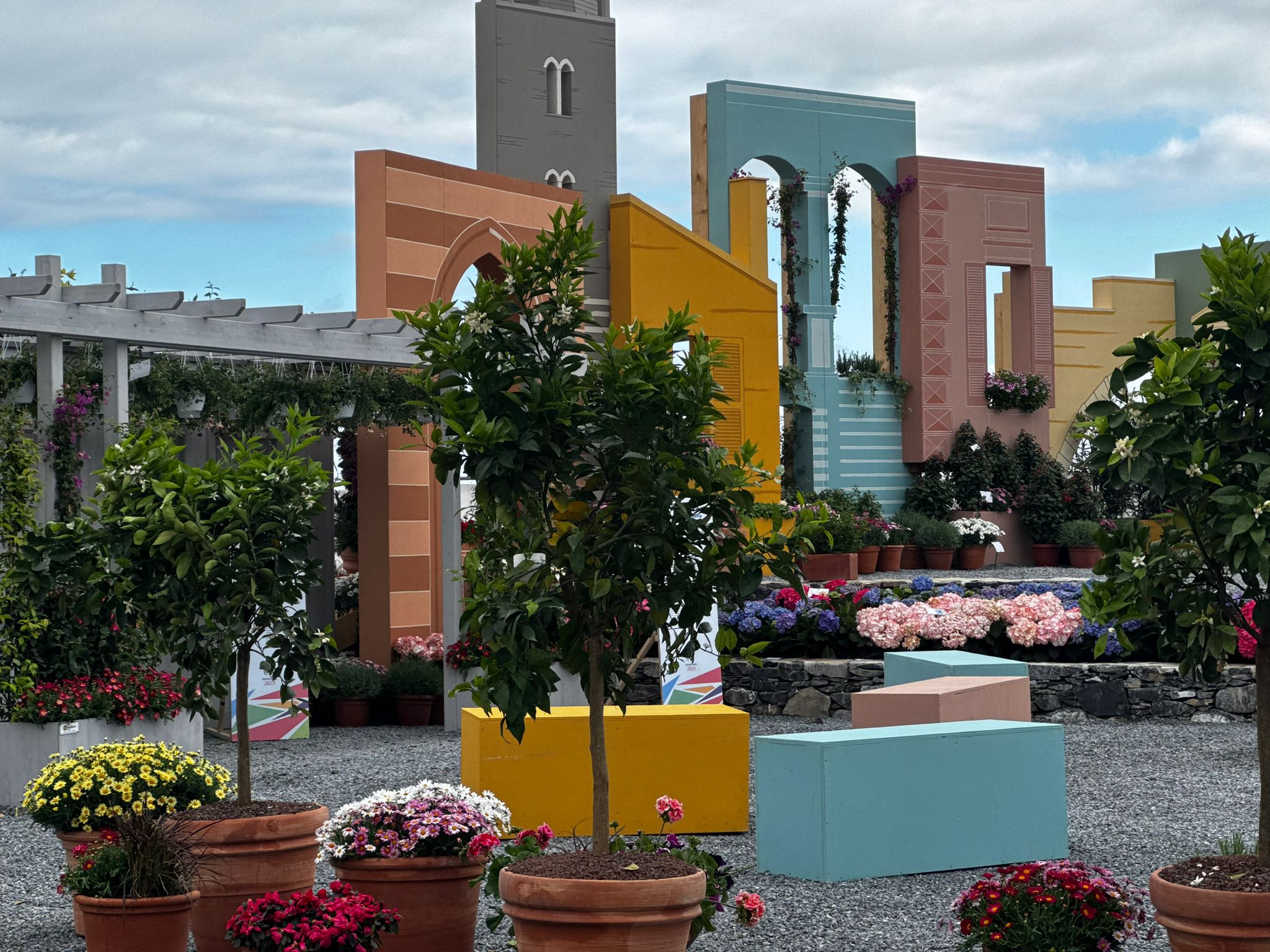 Al via Euroflora 2025, il Waterfront diventa una città “verde” con 154 giardini da tutta Europa
