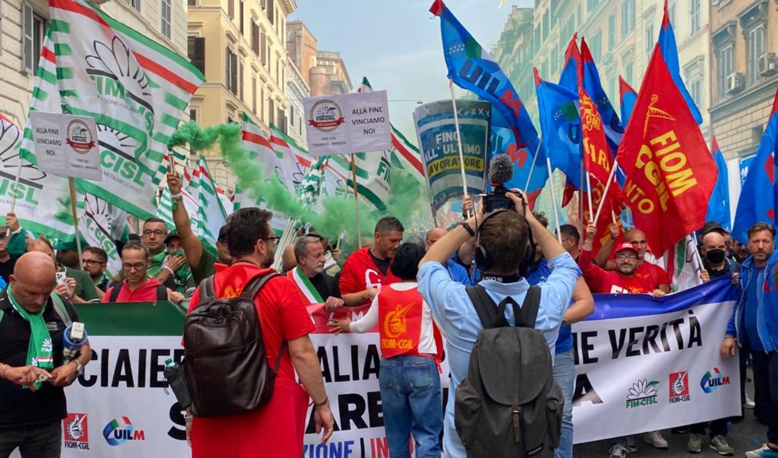 Futuro ex Ilva, manifestazione a Roma: in 300 da Genova