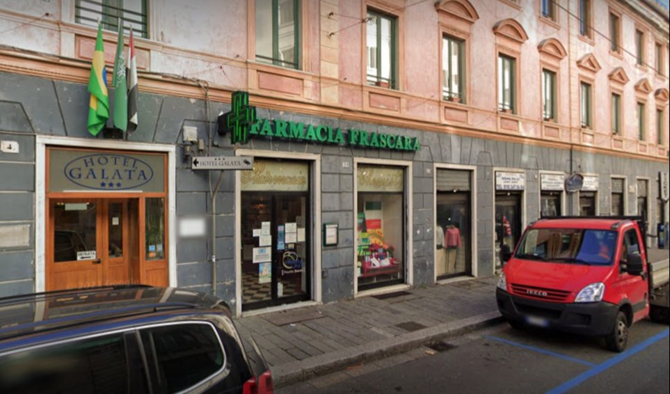 Genova, bandito assale e rapina farmacista: bottino di 300 euro