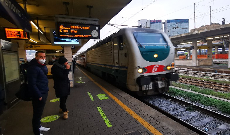 Doveva stare in carcere ma si muoveva con i treni: 'beccato' a Brignole