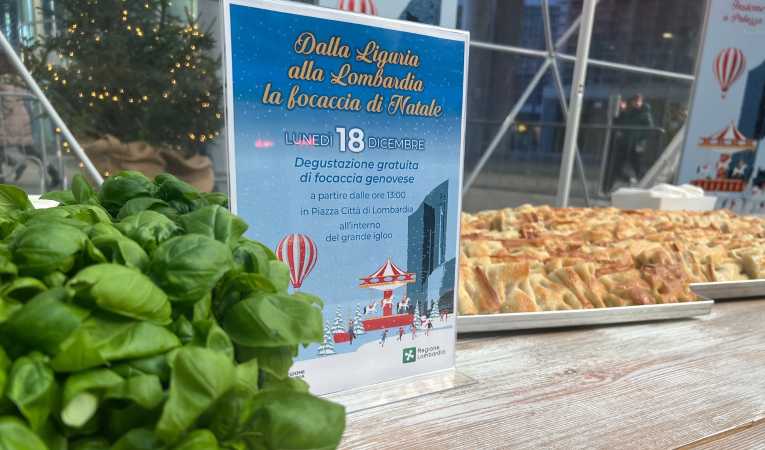 La Liguria a Milano con pesto e focaccia: patto d'amicizia con Regione Lombardia