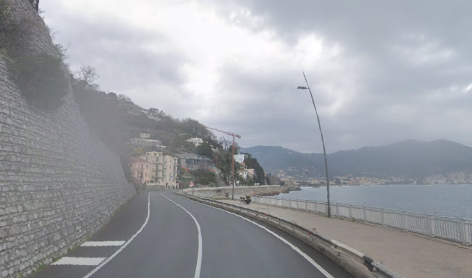 Ancora frane in Liguria, Aurelia chiusa a Varigotti