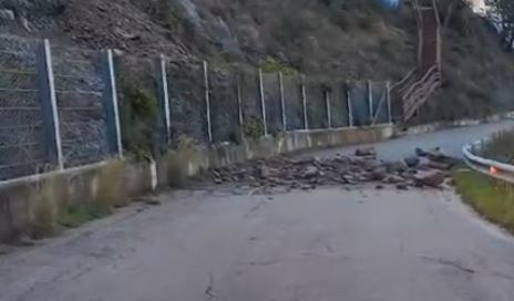 Maltempo, Corniglia isolata per una frana