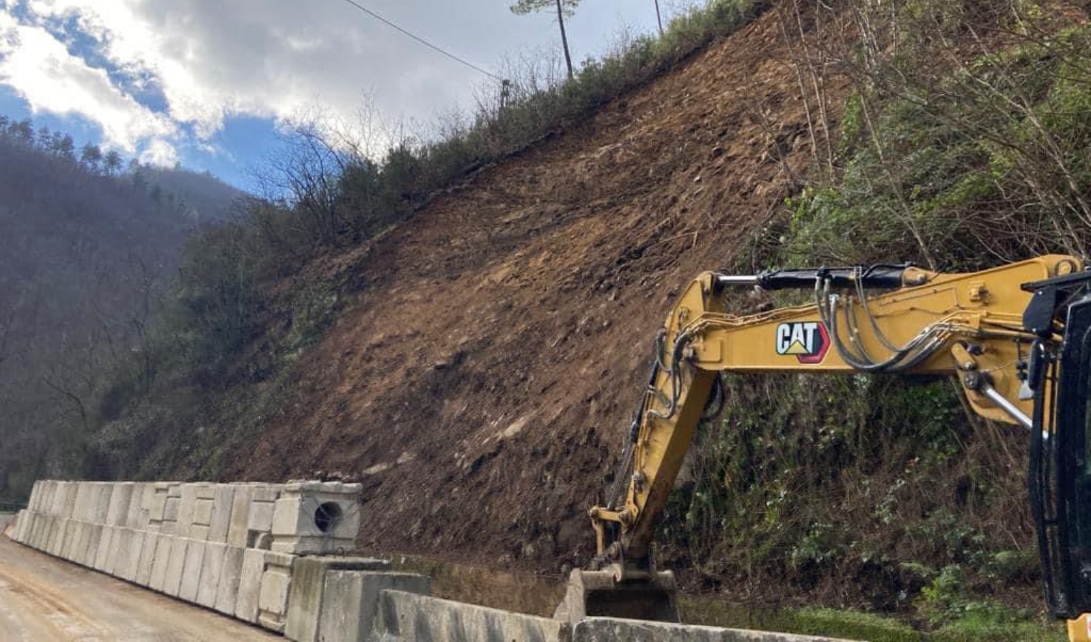 Frana Pignone, riaperta la strada lungo la sp 38 della Spezia