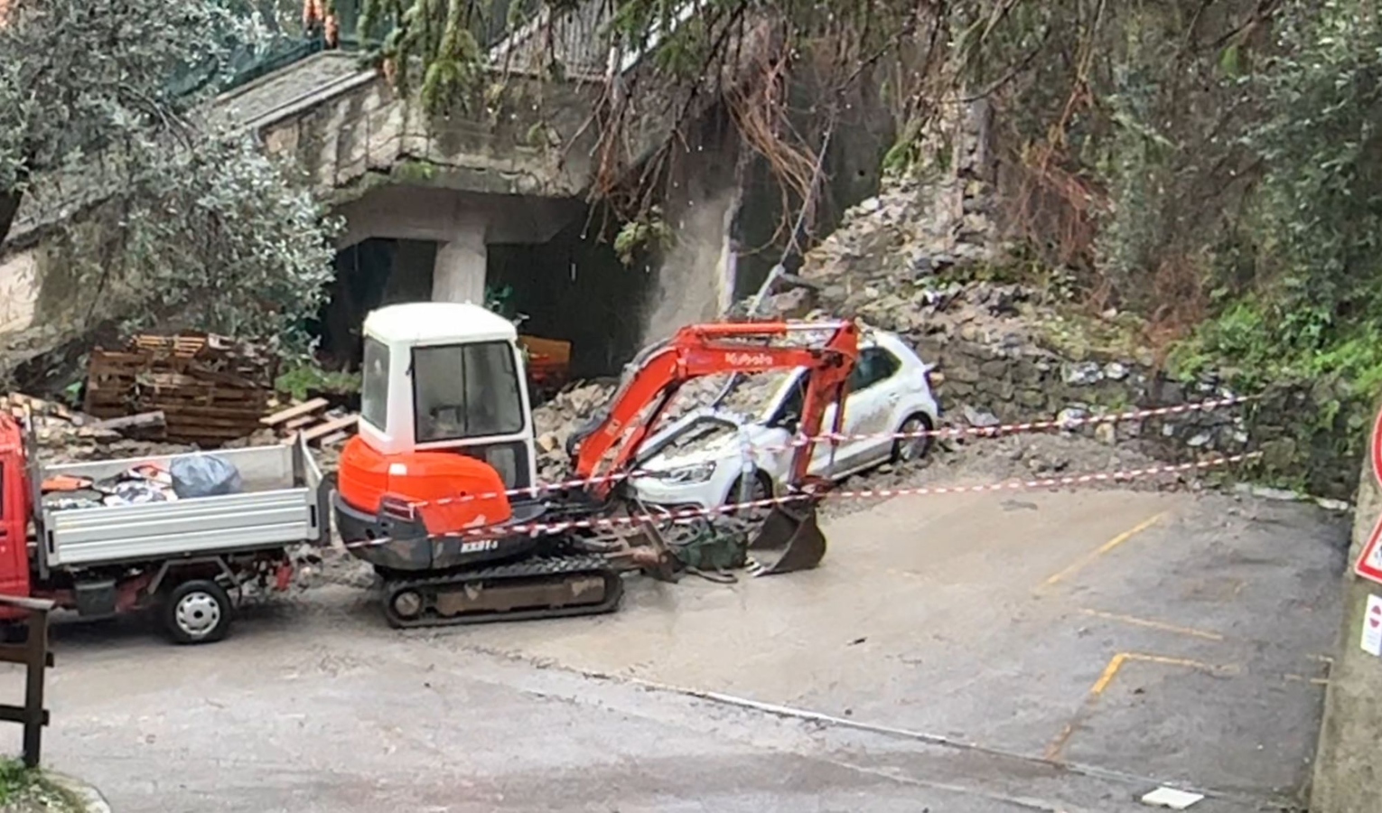 Frane a Genova, la situazione: incontro per stabilire cifre interventi  