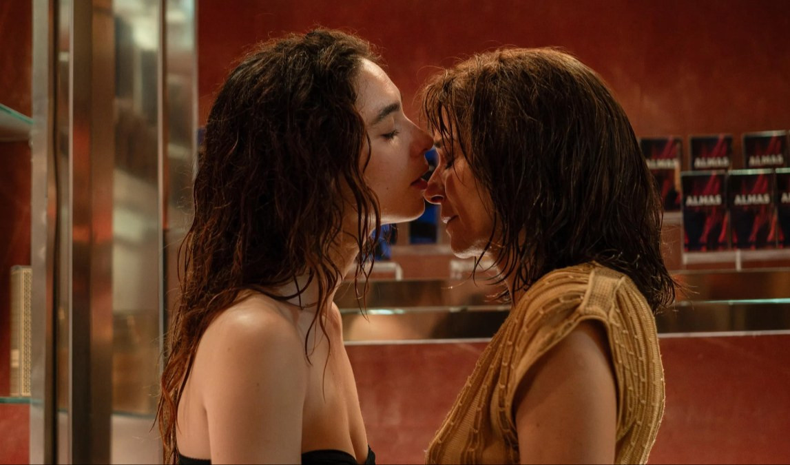 Il film della settimana: 'Fuori', il ritratto di una donna in lotta con se stessa