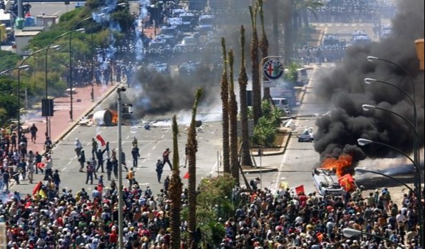 G8 di Genova, corteo a Milano per un accusato in via di estradizione dalla Francia