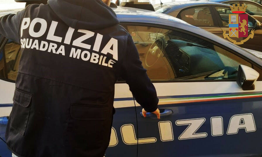 Degrado e irregolarità: chiusa per 10 giorni discoteca di un chiosco in spiaggia ad Alassio