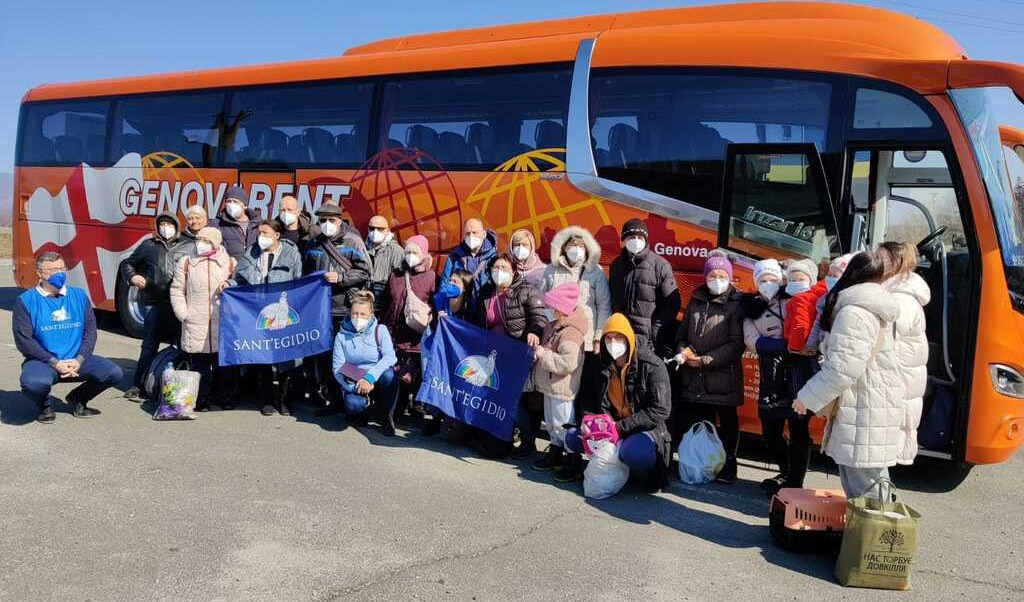 Ucraina: Sant'Egidio ospita a Genova un gruppo di profughi in dialisi