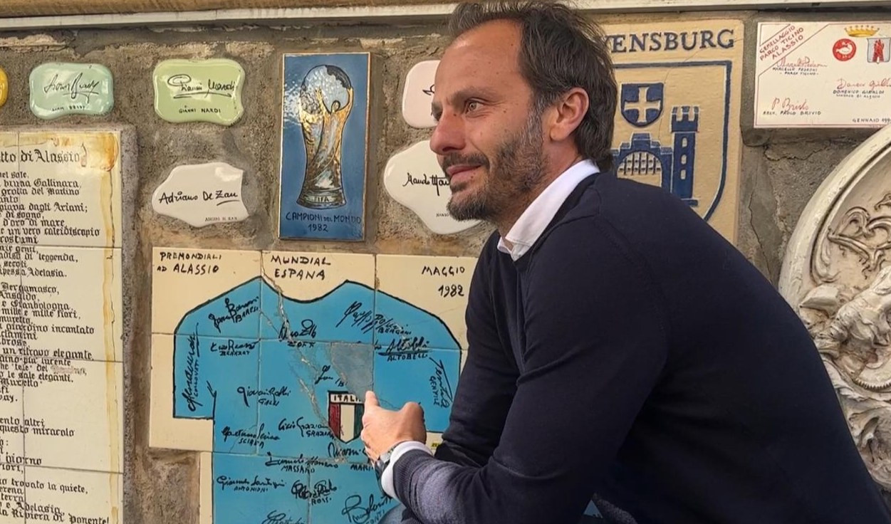 Genoa, Gilardino firma il Muretto di Alassio: 