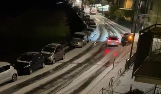 Maltempo: grandinata a Rapallo, manto stradale scivoloso