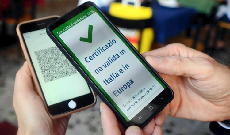 Green pass per parrucchieri ed estetisti al via, oggi la lista dei negozi esenti