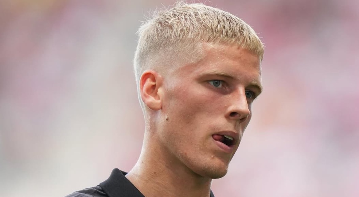 Il giocatore danese Albert Grønbæk (credit foto ig @albertgronbaek)