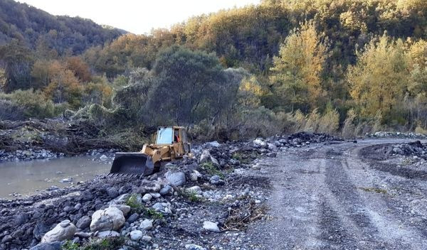 Maltempo, riaperto il guado sulla strada provinciale di Alpepiana