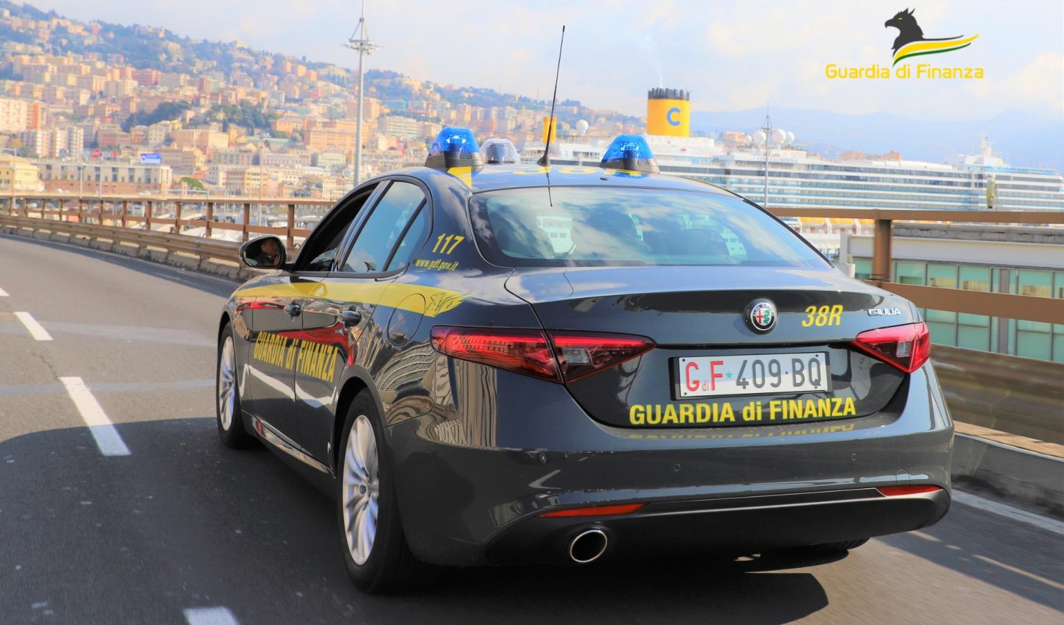 Fatture false per 18 milioni alla Spezia, arrestate due persone 