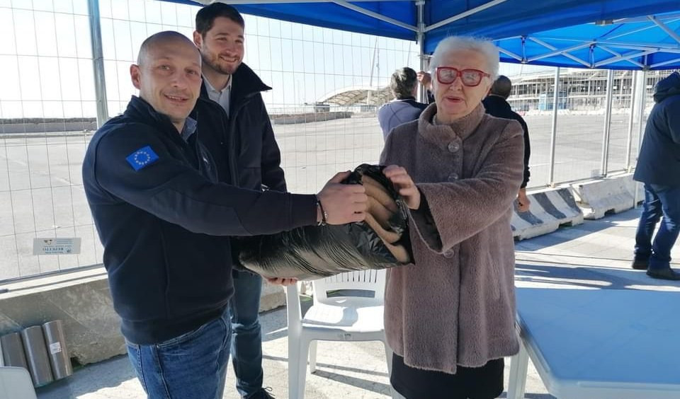 Aiuti all'Ucraina, allestito primo hub di Genova in piazzale Kennedy