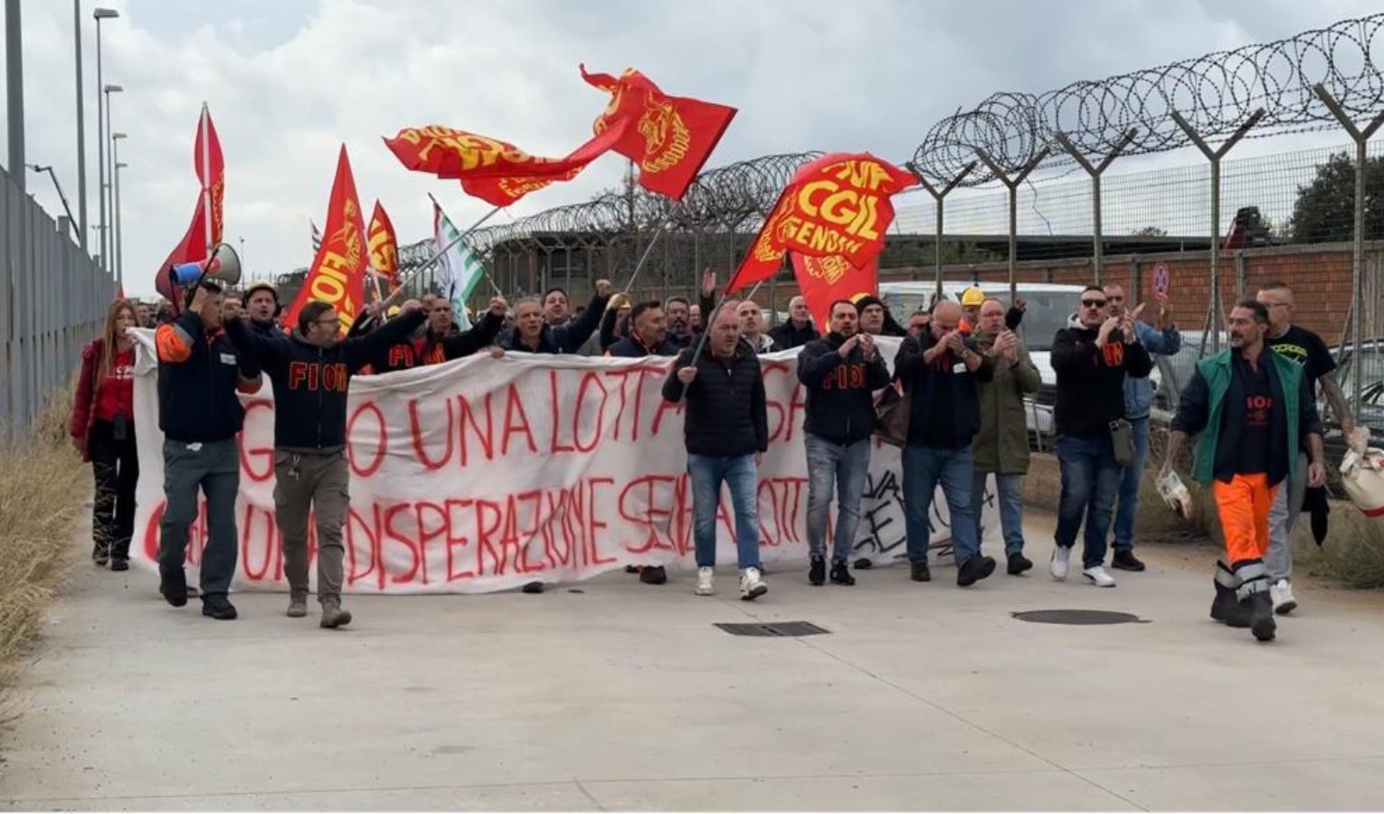 Ex Ilva, il 23 novembre il cda: una delegazione di Genova a Milano