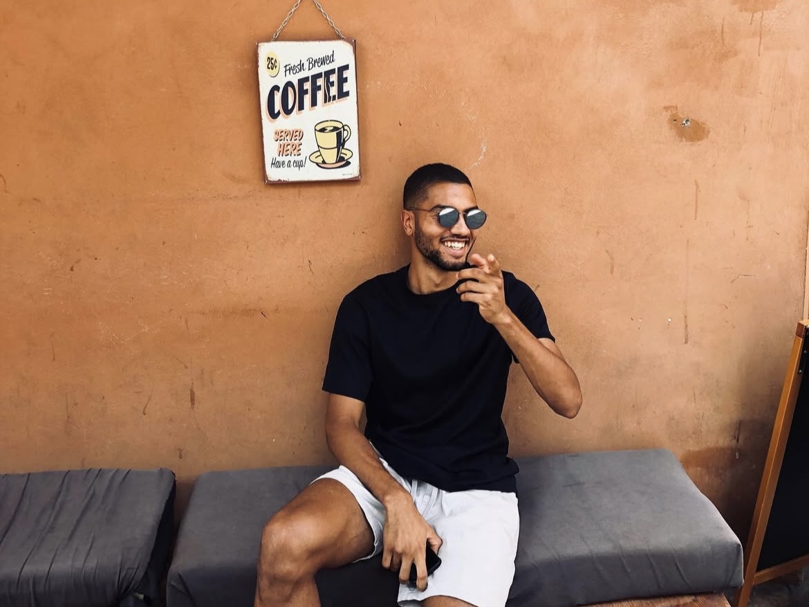 Genoa, ecco Toljan dal Sassuolo e Vieira rinnova fino al 2027