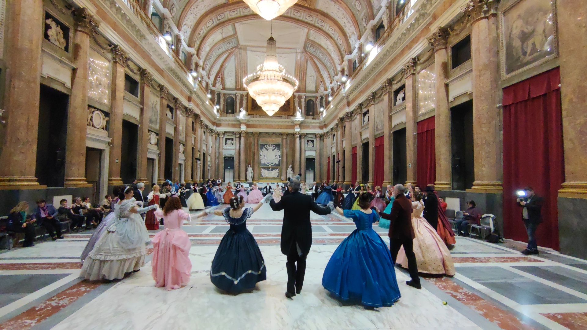 Il grande ballo delle favole a Palazzo Ducale