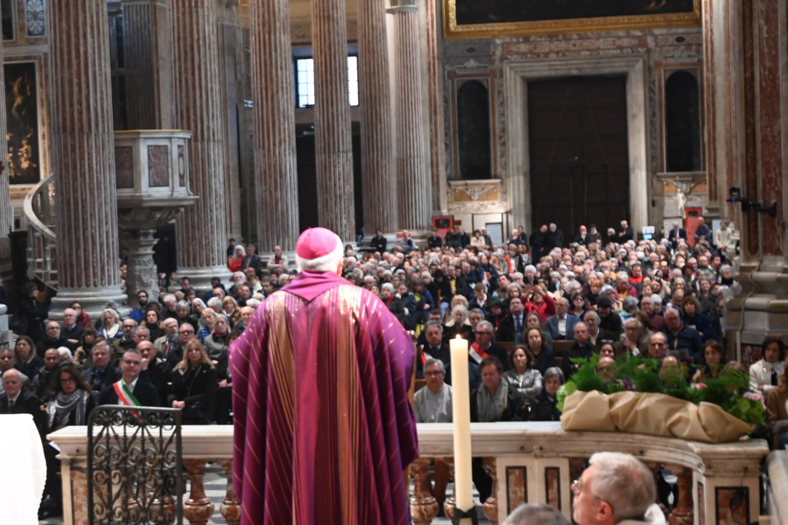 Sant'Egidio festeggia 57 anni: folla nella Basilica dell'Annunziata