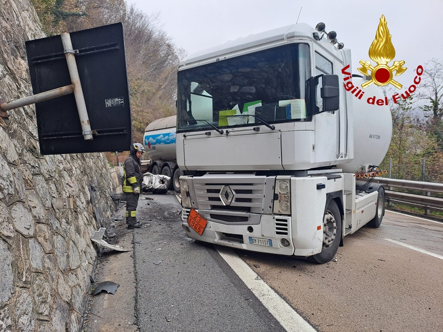 Incidente dopo scambio di carreggiata in A7, coda fra Busalla e Bolzaneto