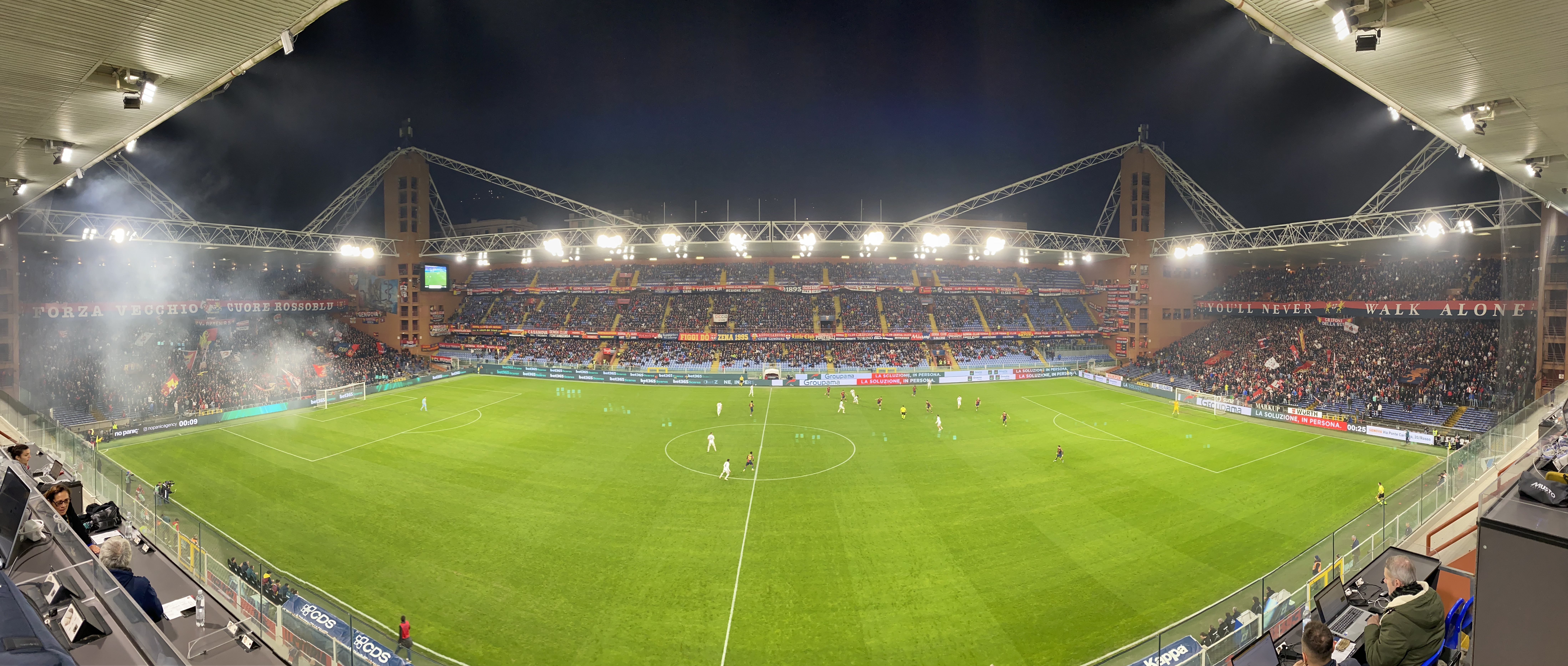 Live 10' Genoa-Cremonese 0-1 Gol di Bonazzoli. Controllo Var terminato, rete confermata