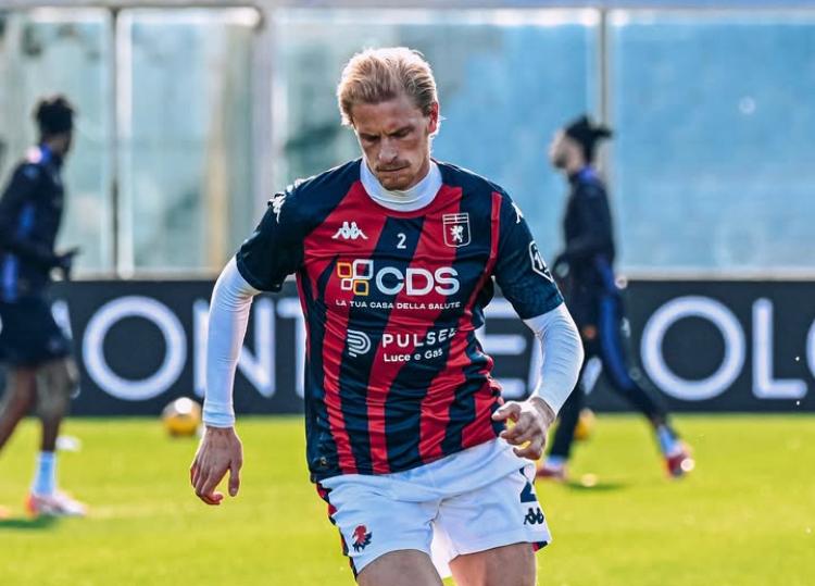 Le condizioni di Thorsby migliorano: Vieira deve decidere se impiegarlo Thorsby in azione sul campo di Firenze