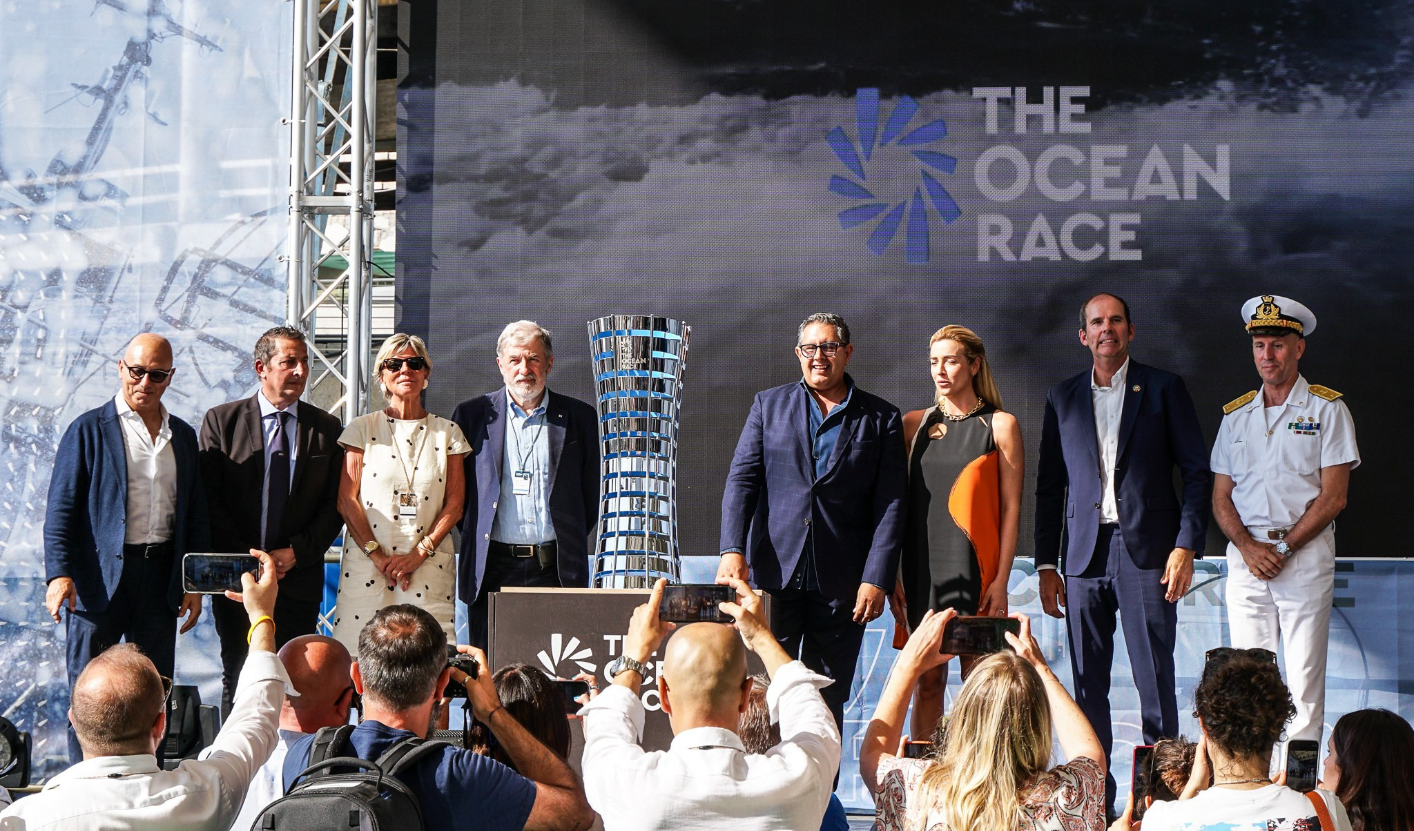 Ocean Race, la Fanfara della Marina dà il via al Live Park. Il VIDEO