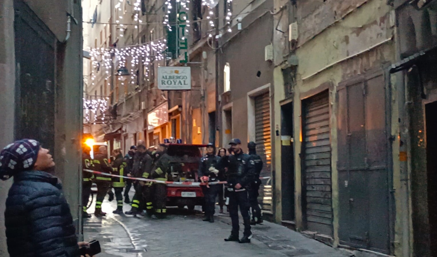 Genova, incendio in un hotel: 22 evacuati e 5 persone all'ospedale