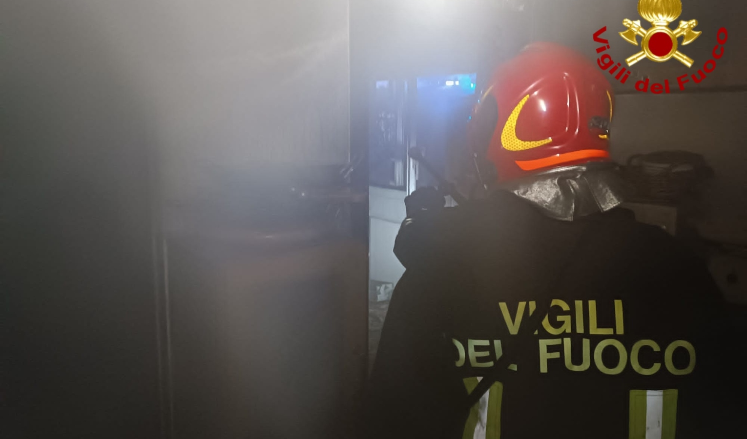 Rapallo, incendio in una cabina elettrica: fiamme spente dai pompieri
