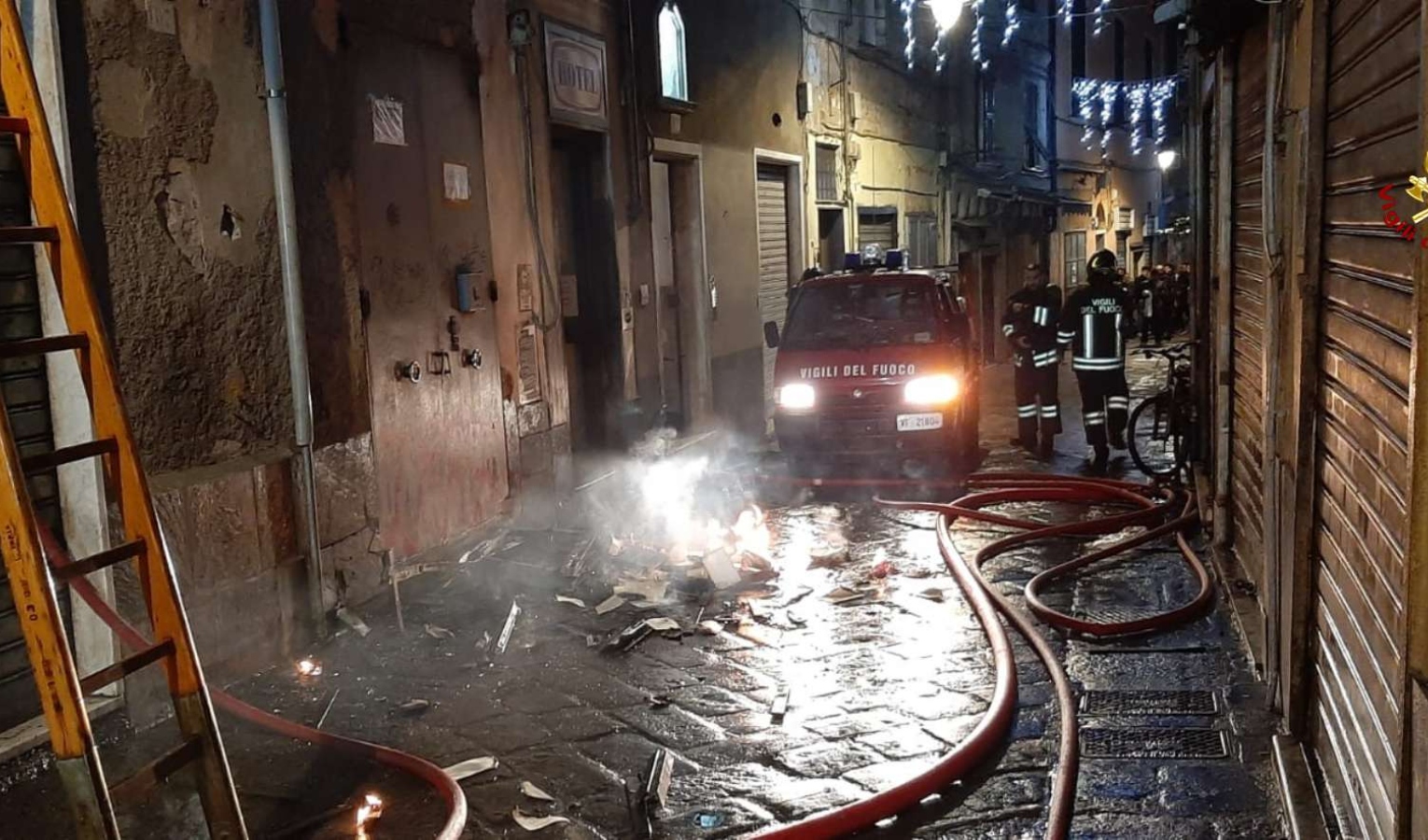 Genova, incendio in hotel: ancora un mistero sulle cause