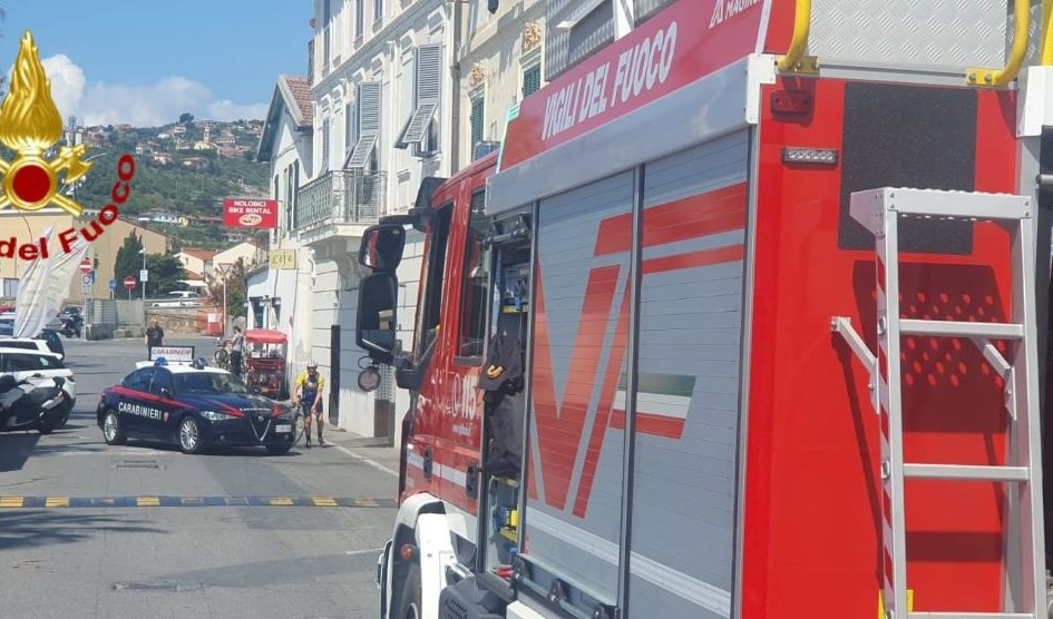 Imperia: fiamme in un appartamento a piano terra in borgo Prino