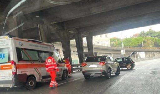 Incidente a Genova in Corso Europa