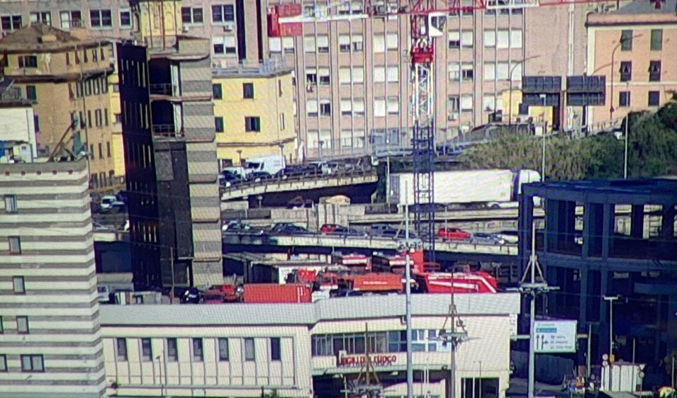 Genova, incidente in Sopraelevata: chiusa e poi riaperta verso Levante