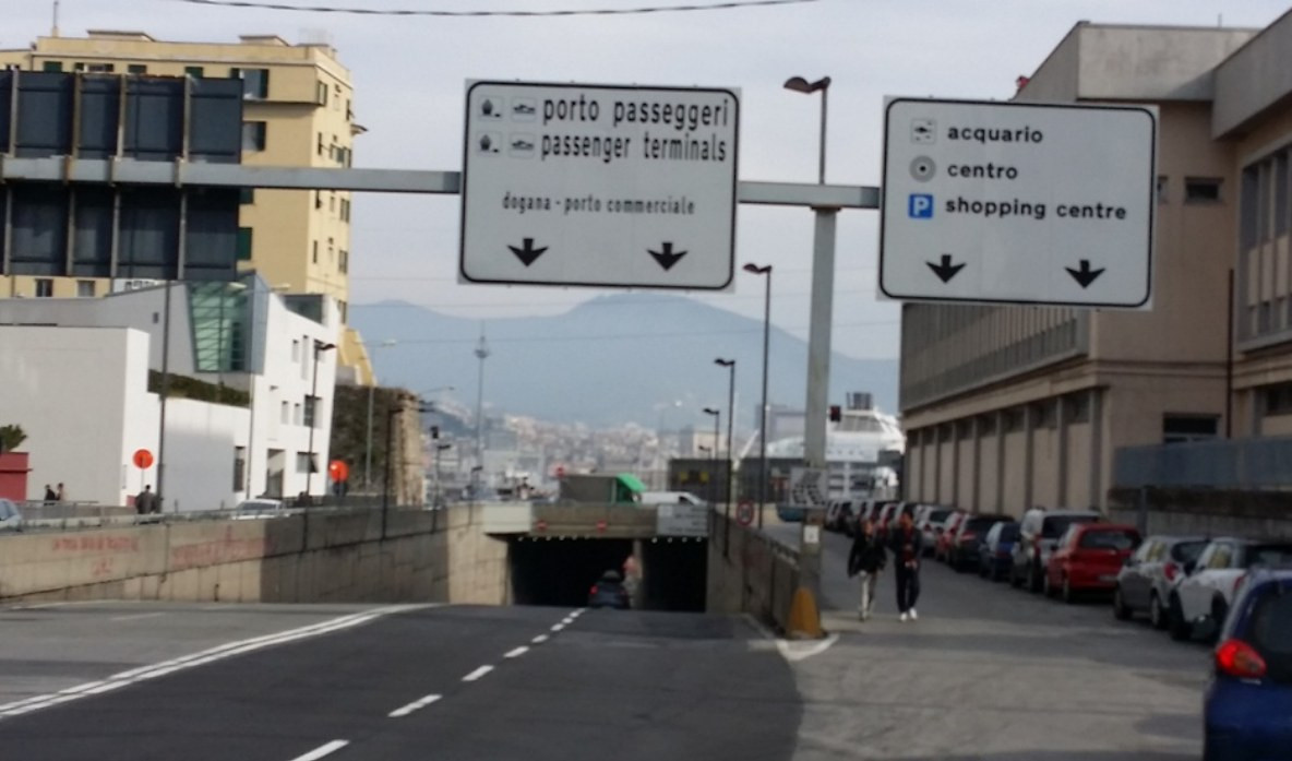Infortuni sul lavoro, al porto di Genova in sciopero i lavoratori dei traghetti merci 