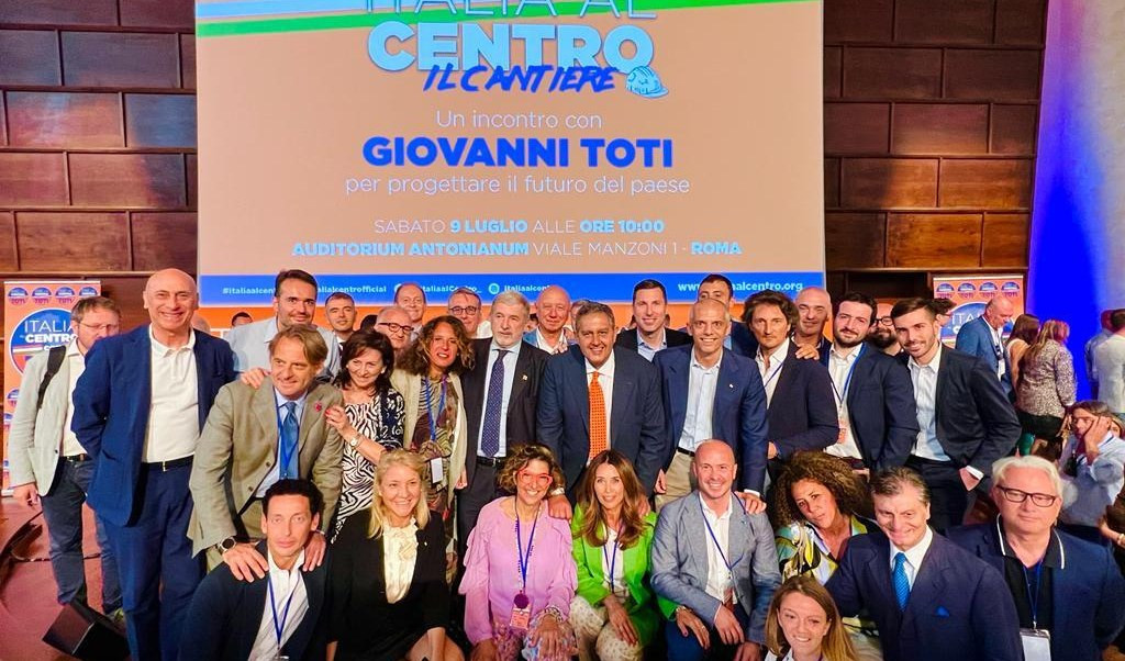 A Roma la prima convention di Italia al Centro, Toti: 