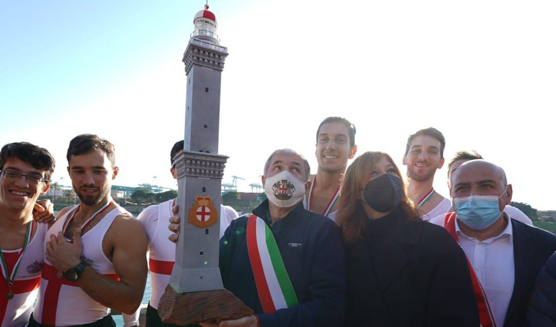 Genova vince la 65° Regata delle Repubbliche Marinare, il sindaco Bucci: 