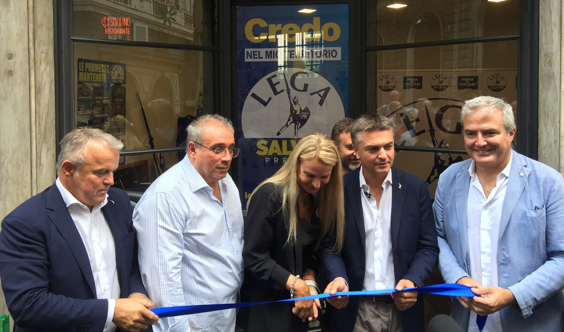 Elezioni politiche, inaugurato il point della Lega a Genova: 