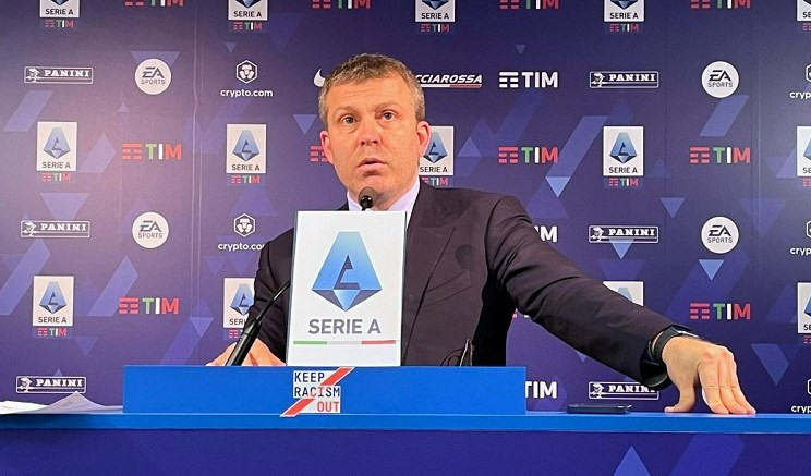 Genoa, visita del presidente della Lega di Serie A Casini a Pegli