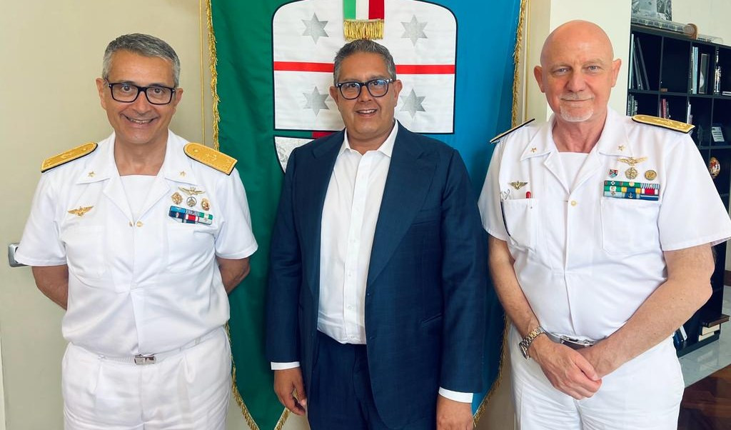 Liguria, presidente Toti incontra gli ammiragli Pellizzari e Liardo