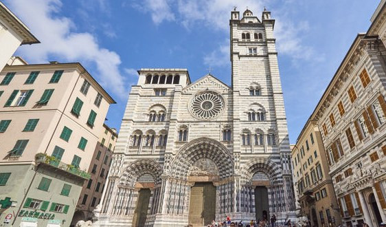 Giovedì Santo in Cattedrale: profughi ucraini per lavanda dei piedi